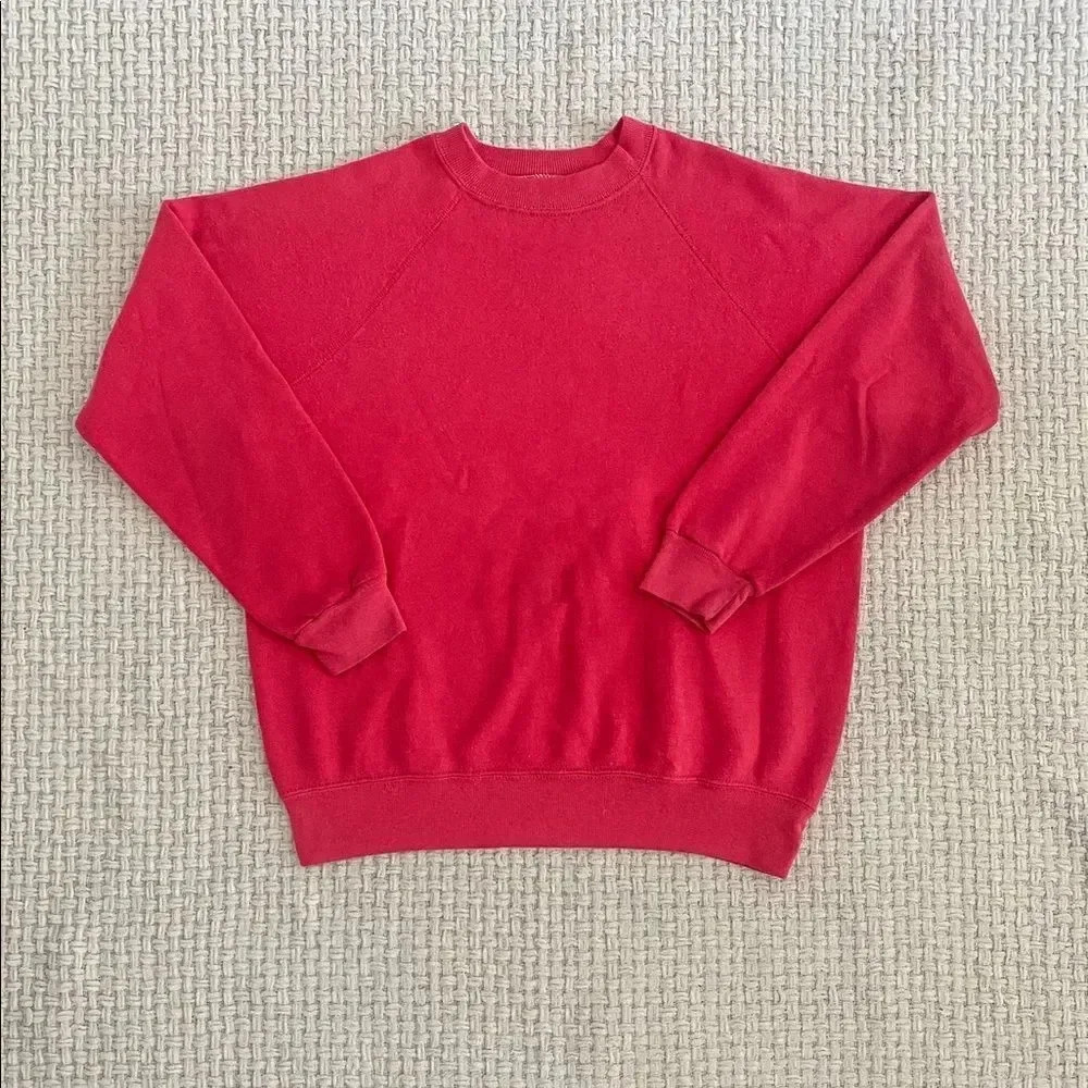 VINTAGE 90’s Pink Crewneck - Picture 2 of 5
